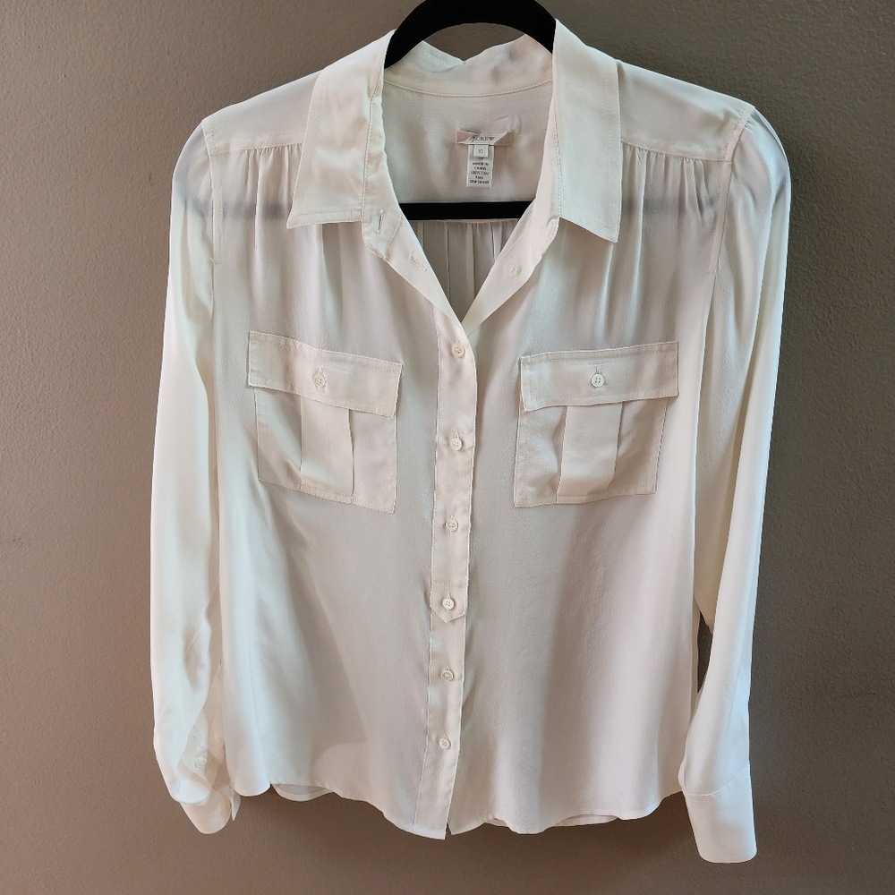 J Crew 100% Silk ButtonUp Blouse. Size 10. Cream/Ivory